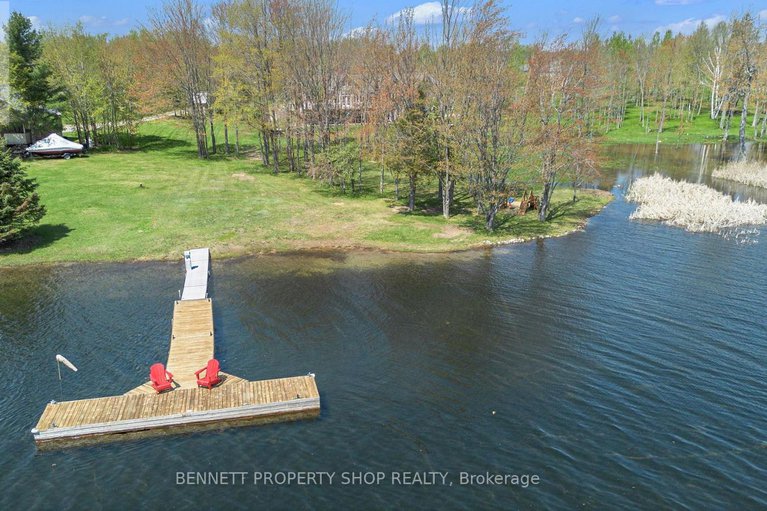 28319568/638-west-point-drive/drummondnorth-elmsley-north-elmsley-twp/drummondnorth-elmsley/ontario/K7H3C7_40
