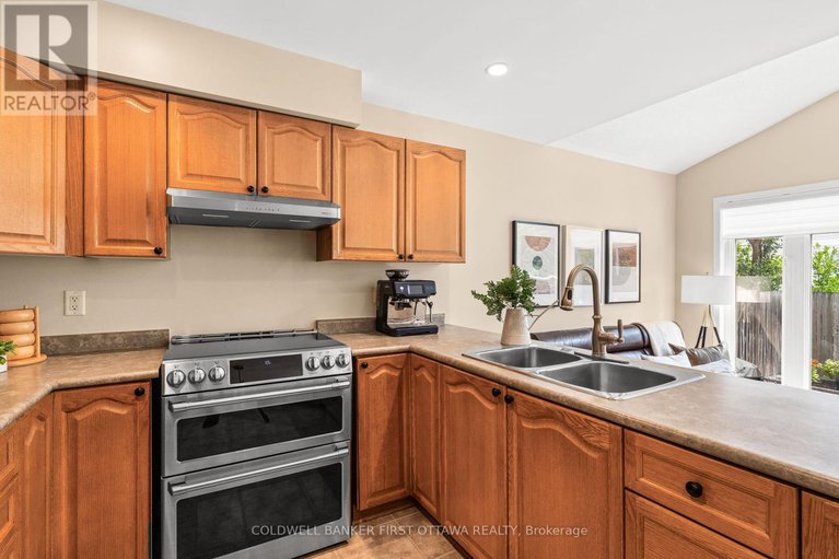 28706380/260-scout-street/central-park/ottawa/ontario/K2C4E6_9