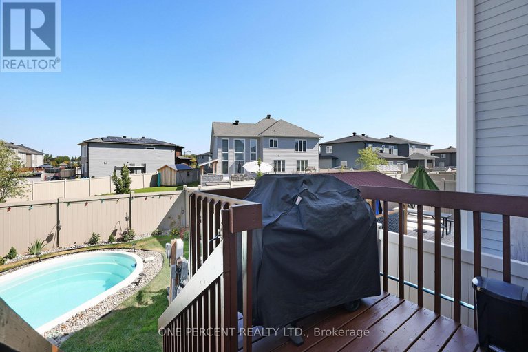 28874352/260-meynell-road/goulbourn-twp-from-franktown-rdsouth-to-rideau/ottawa/ontario/K0A2Z0_38