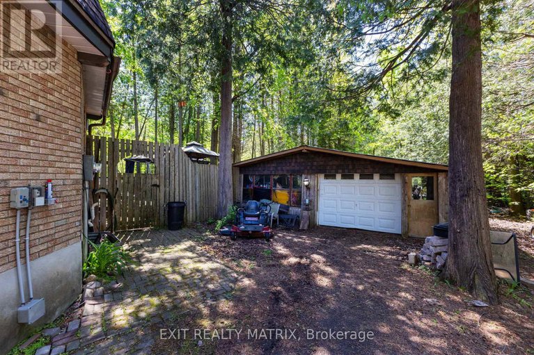 28384633/7962-parkway-road/osgoode-twp-north-of-reg-rd-6/ottawa/ontario/K0A2P0_22