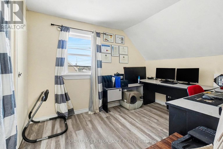 29233003/1069-alma-street/town-of-rockland/clarence-rockland/ontario/K4K1E4_16