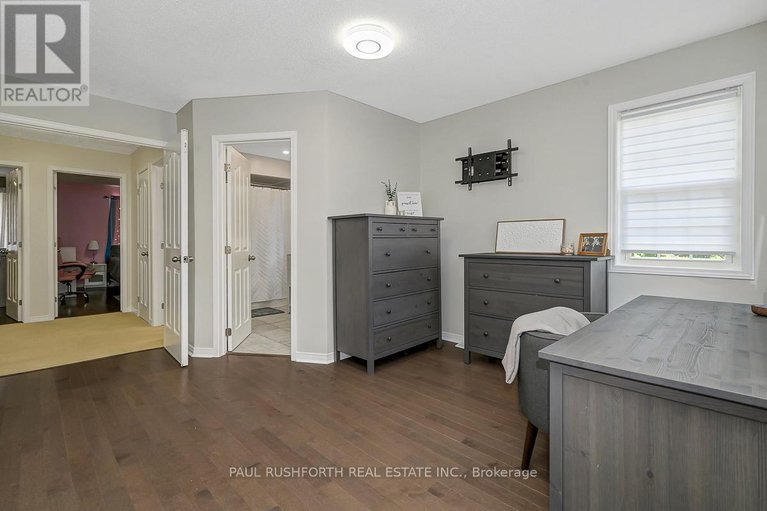 28907580/2087-breezewood-street/springridgeeast-village/ottawa/ontario/K4A4R7_16