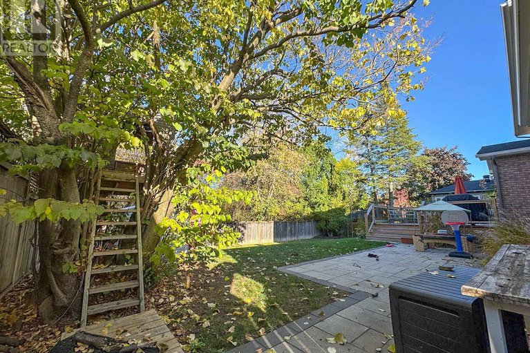 28979625/1055-plante-drive/hunt-clubwestern-community/ottawa/ontario/K1V9E5_43