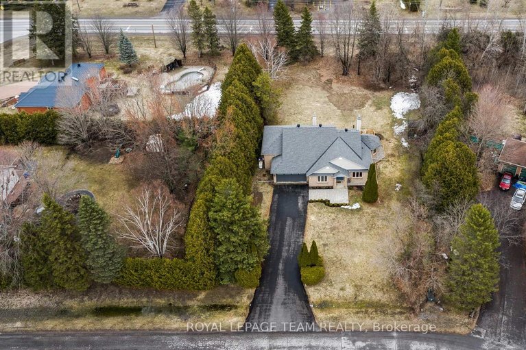 29629893/6584-harvest-grove-drive/greely/ottawa/ontario/K4P1E9_50