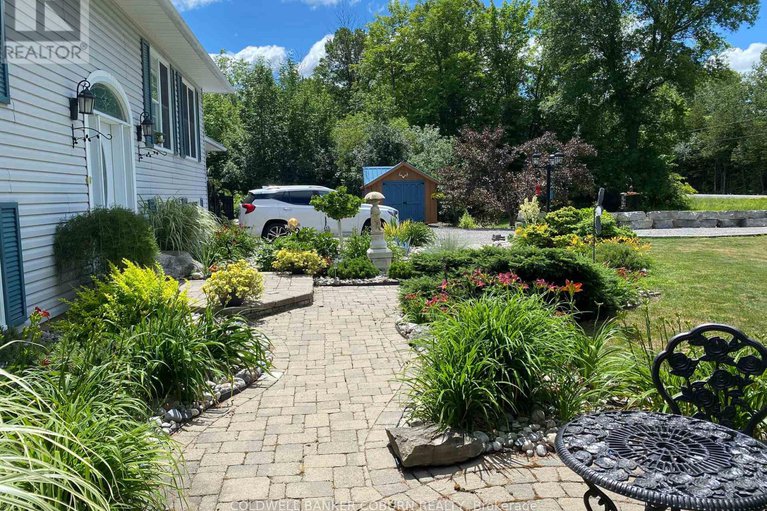 29376063/6167-burritts-rapids-road/north-grenville-twp-kemptville-south/north-grenville/ontario/K0G1N0_5