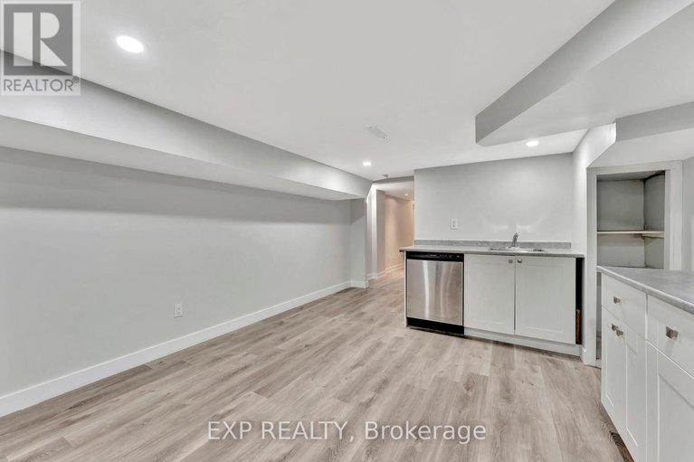 28465560/227-terrapin-terrace/avalon-east/ottawa/ontario/K4A0A6_45