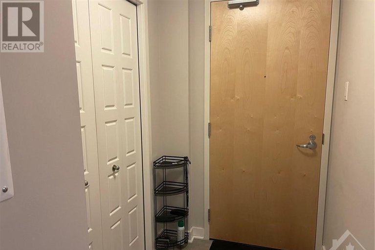 29632359/308-300a-lett-street/west-centre-town/ottawa/ontario/K1R0B7_13