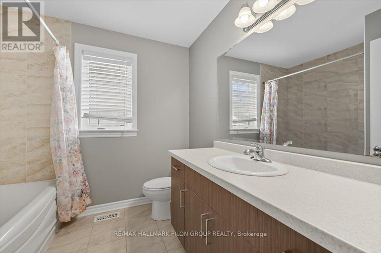 28853468/502-strasbourg-street/avalon-west/ottawa/ontario/K4A0M7_21