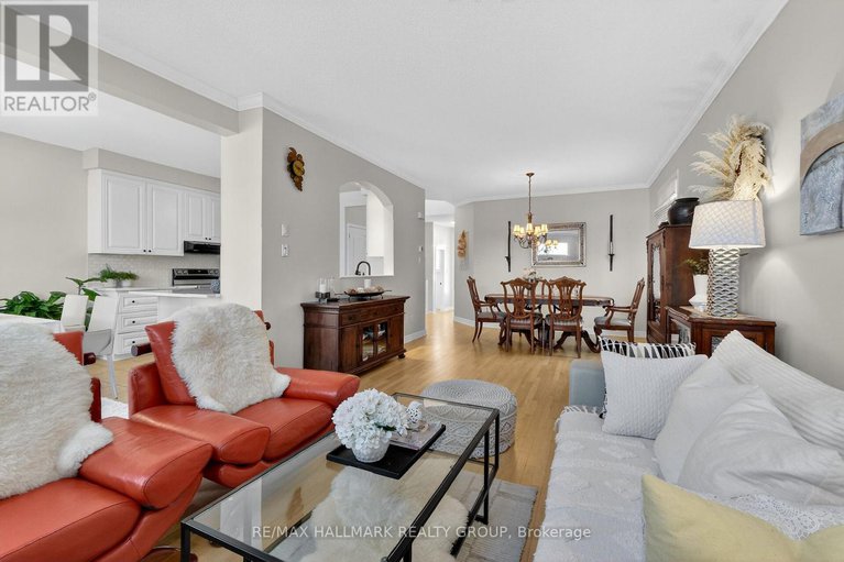 29352241/1952-schroeder-crescent/springridgeeast-village/ottawa/ontario/K4A4P7_16