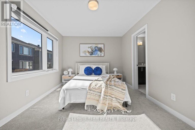 29143792/426-epoch-street/half-moon-bay/ottawa/ontario/K2J6X7_18