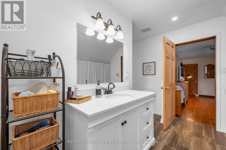 29134543/188-burns-drive/mcnabbraeside-twps/mcnabbraeside/ontario/K0A1G0_46