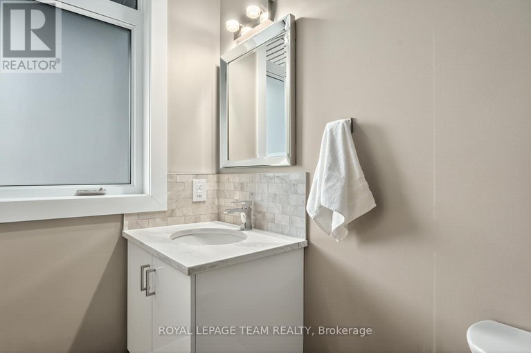 29050670/16-first-avenue/glebe/ottawa/ontario/K1S2G2_6