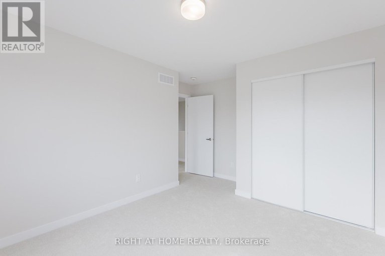 28674479/2046-postilion-street/richmond/ottawa/ontario/K0A2Z0_29