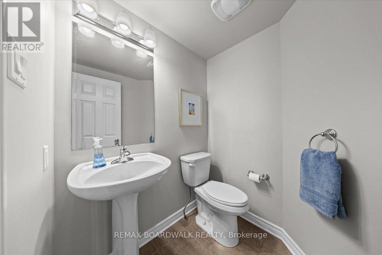 29240598/906-pellerin-place/avalon-east/ottawa/ontario/K4A0S4_18