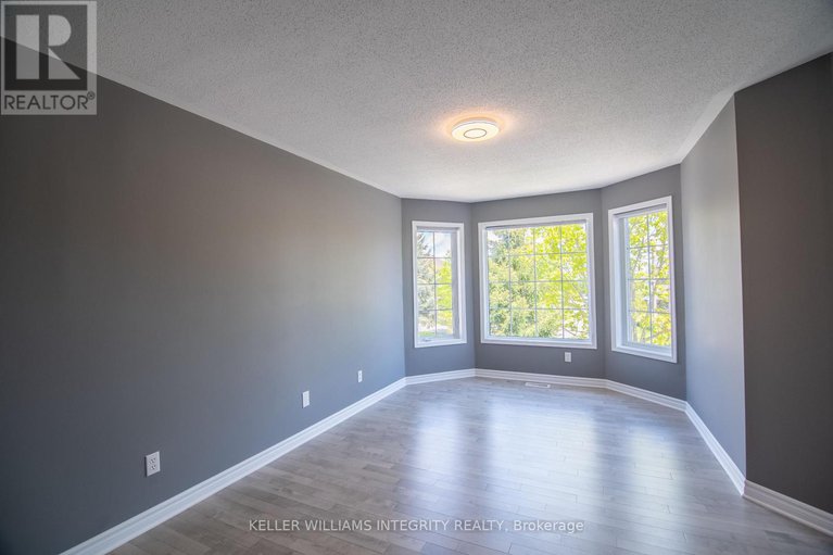28375407/34-keighley-circle/morgans-grantsouth-march/ottawa/ontario/K2K3H8_32