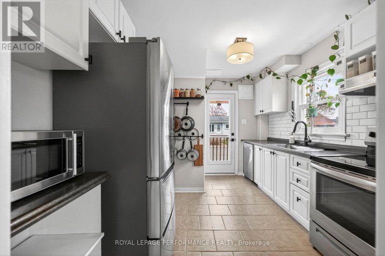29674451/344-richelieu-avenue/vanier/ottawa/ontario/K1L6J9_19
