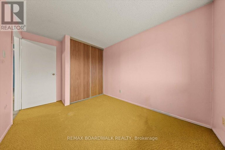 29597004/1456-murdock-gate/cyrville/ottawa/ontario/K1J8R5_17