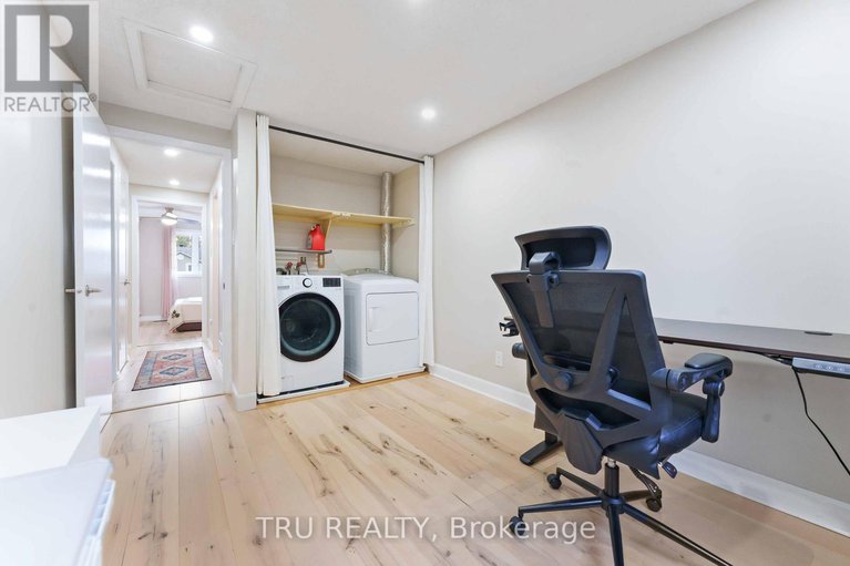 28983915/30-shearer-crescent/katimavik/ottawa/ontario/K2L3M7_17