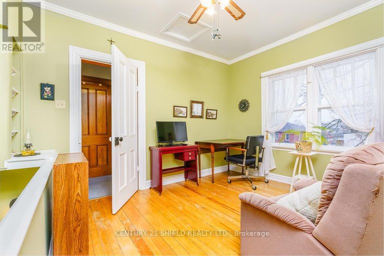 29622783/48-st-george-street-e/alexandria/north-glengarry/ontario/K0C1A0_18