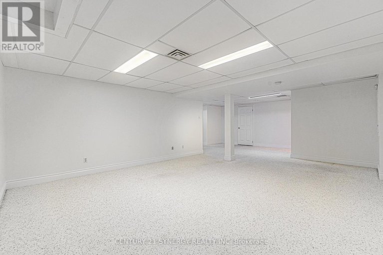 28641582/44-innesbrook-court/stittsville-central/ottawa/ontario/K2S1C7_23