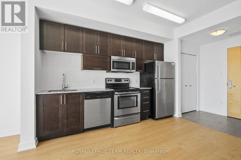 28828873/2408-179-metcalfe-street/ottawa-centre/ottawa/ontario/K2P1P7_23