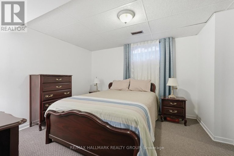 29593387/1144-ambercrest-street/carson-grove/ottawa/ontario/K1J1A9_36