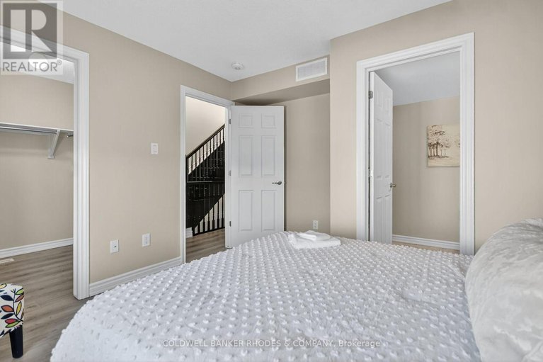 28991192/815-mikinak-road/cfb-rockcliffe-and-area/ottawa/ontario/K1K4Z9_25