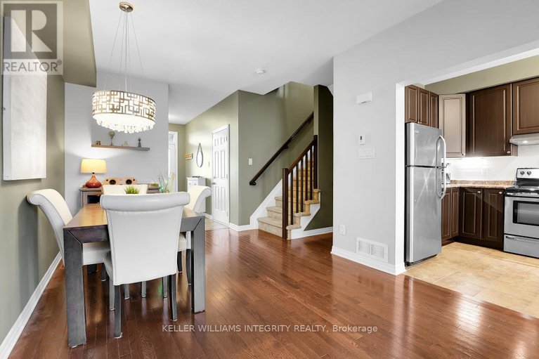28498842/101-hawkeswood-drive/riverside-southgloucester-glen/ottawa/ontario/K4M0C1_7