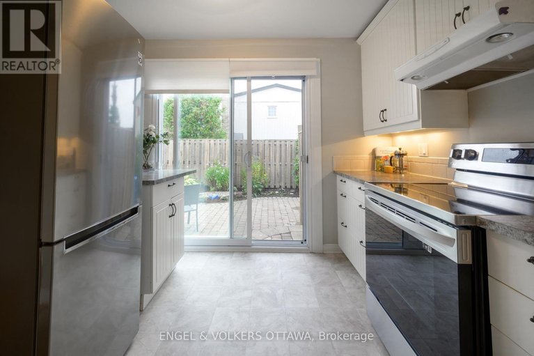 28925521/355-kintyre-private/carleton-square/ottawa/ontario/K2C3M6_10