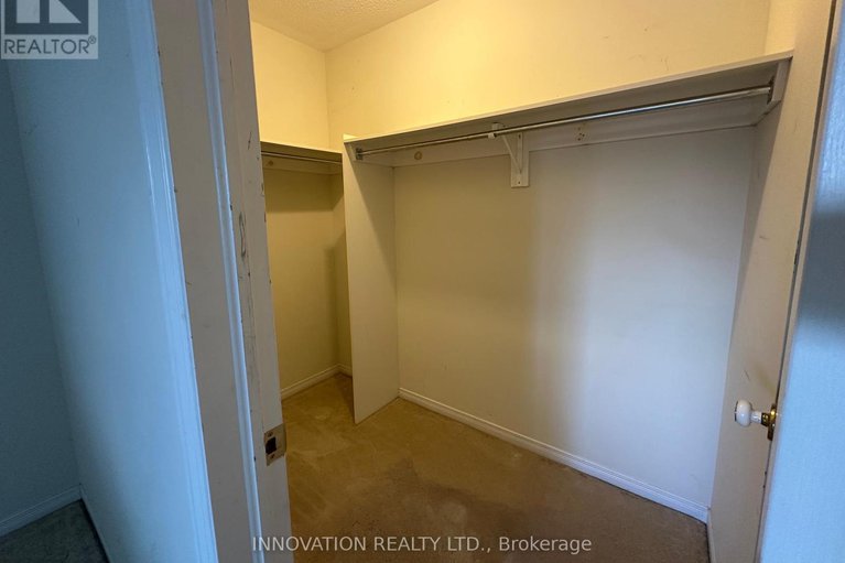 28832918/5-roblyn-way/barrhaven-east/ottawa/ontario/K2G5Z4_18