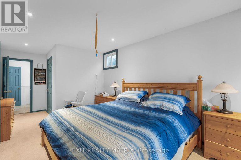 28576017/922-lalonde-road/lorignal/champlain/ontario/K0B1K0_28
