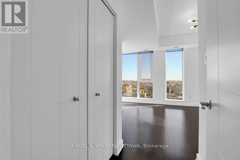 29555750/2006-179-metcalfe-street/ottawa-centre/ottawa/ontario/K2P0W1_13