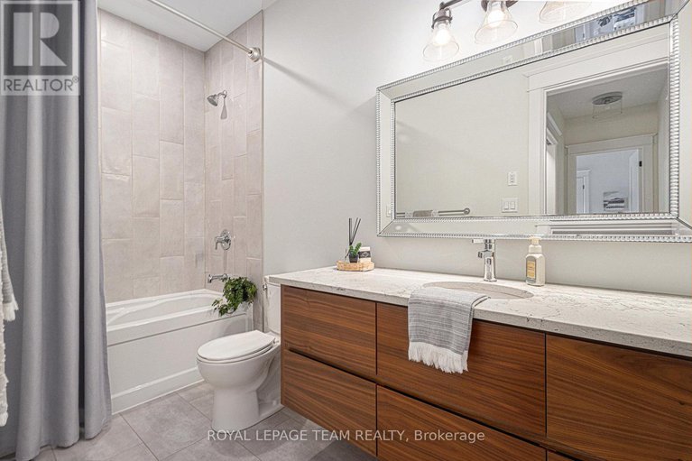 28536518/101-brookberry-crescent/north-grenville-twp-kemptville-south/north-grenville/ontario/K0G1J0_17