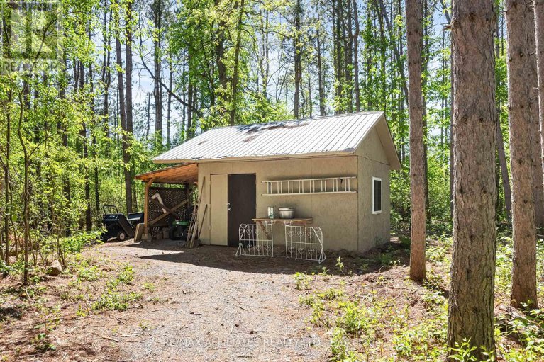 28379775/141-pine-ridge-drive/beckwith-twp/beckwith/ontario/K7C3P2_36