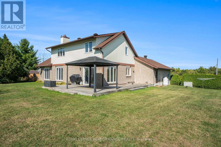 28879696/2205-old-second-line-road/kanata-north-west/ottawa/ontario/K0A1T0_27