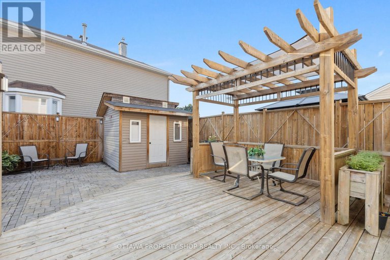 28617520/1575-thurlow-street/fallingbrookridgemount/ottawa/ontario/K4A2K6_27
