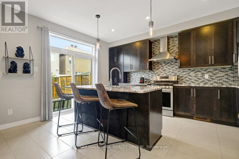 28597644/78-russet-terrace/half-moon-bay/ottawa/ontario/K2J6E8_18