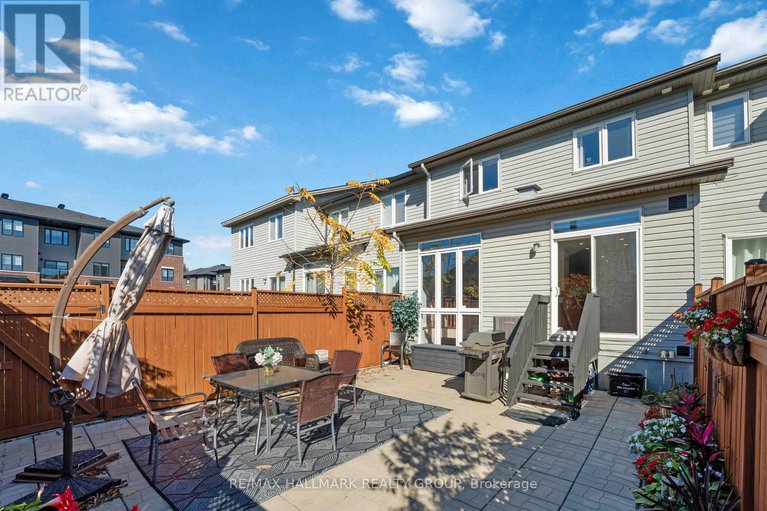 28985545/104-esterbrook-drive/mer-bleuebradley-estatesanderson-park/ottawa/ontario/K1W0A9_40