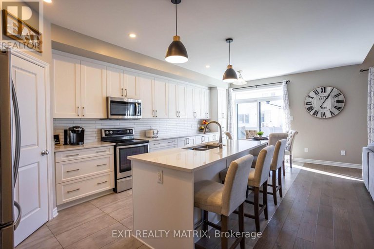 29047682/573-strasbourg-street/embrun/russell/ontario/K0A1W0_8