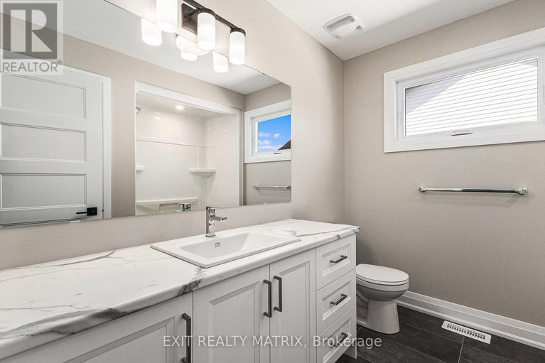 28728484/1355-fribourg-street/embrun/russell/ontario/K0A1W0_13