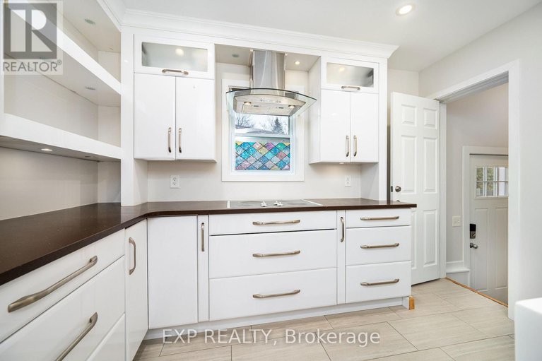 29121973/1103-frances-street/overbrookcastle-heights/ottawa/ontario/K1K3L6_8