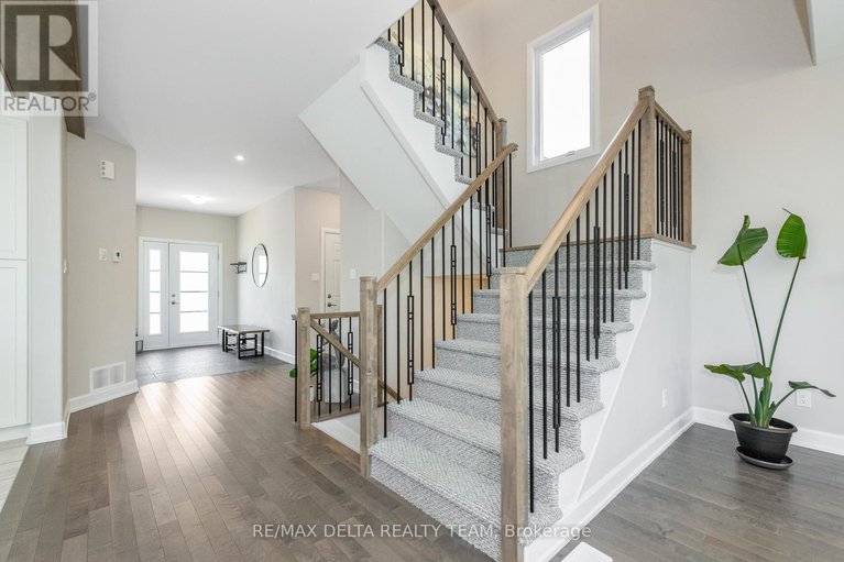 29328717/688-geneva-crescent/embrun/russell/ontario/K0A1W0_10