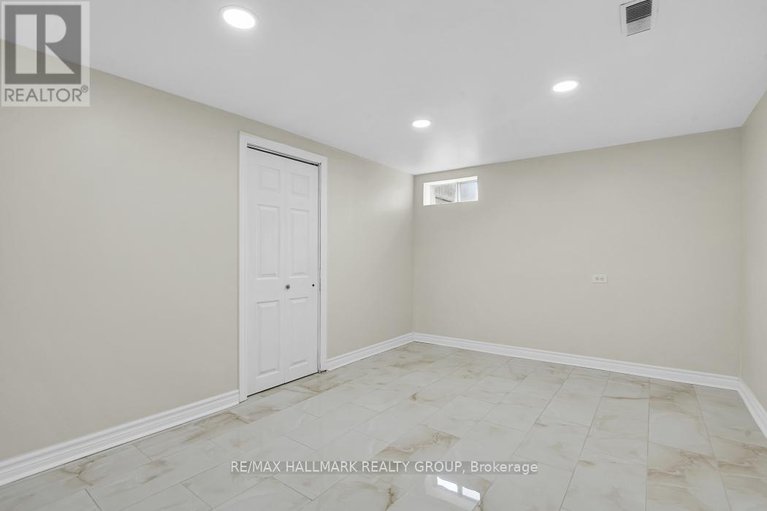 29235947/81-2772-pimlico-crescent/emerald-woodssawmill-creek/ottawa/ontario/K1T2A8_30