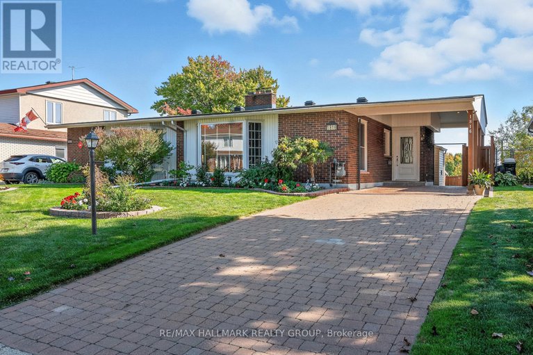 28966380/1816-applegrove-court/beacon-hill-south/ottawa/ontario/K1J6S5_2