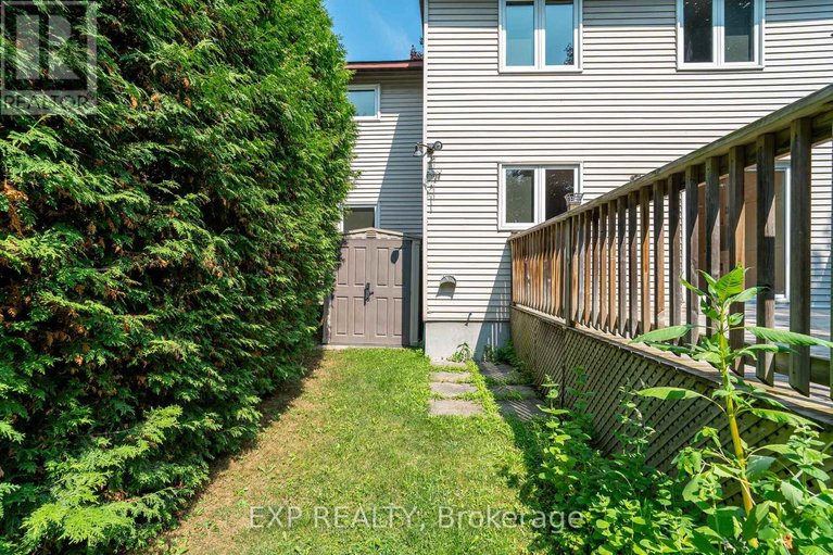 28733539/80-coolspring-crescent/borden-farmstewart-farmcarleton-heightsparkwood-hills/ottawa/ontario/K2E7M8_39