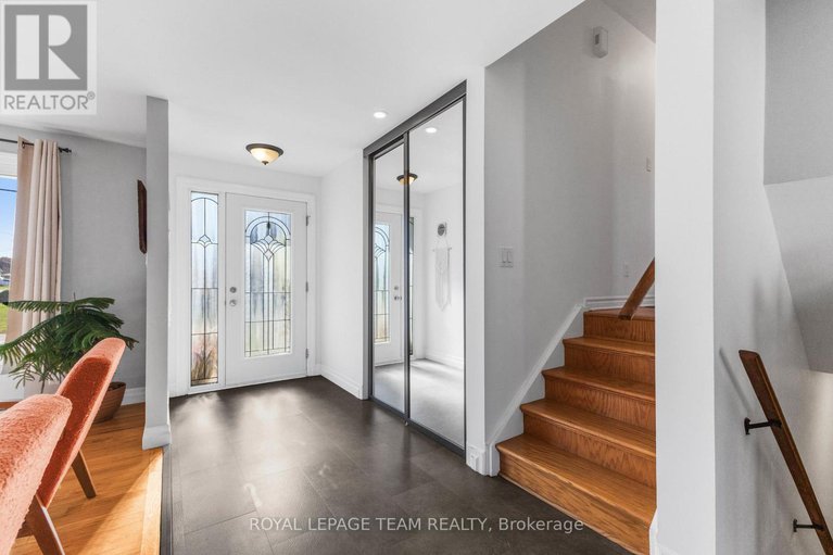 29038581/1965-patricia-street/town-of-rockland/clarence-rockland/ontario/K4K1B2_3