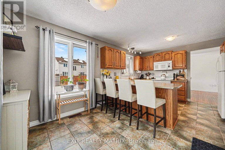 29390803/39-lapointe-boulevard/embrun/russell/ontario/K0A1W0_13