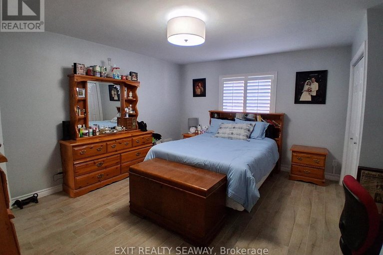 29536081/6731-gilmore-hill-street/south-glengarry-charlottenburgh-twp/south-glengarry/ontario/K6H7J3_18