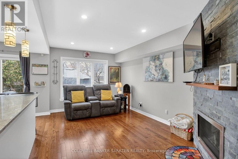 29569622/43-daventry-crescent/longfields/ottawa/ontario/K2J4N6_10