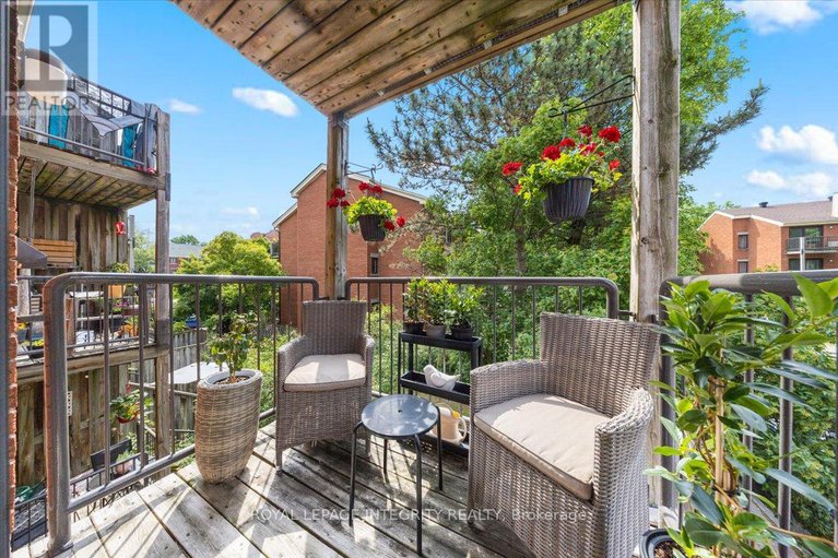 28552729/1094-blasdell-avenue/manor-park/ottawa/ontario/K1K0C3_15